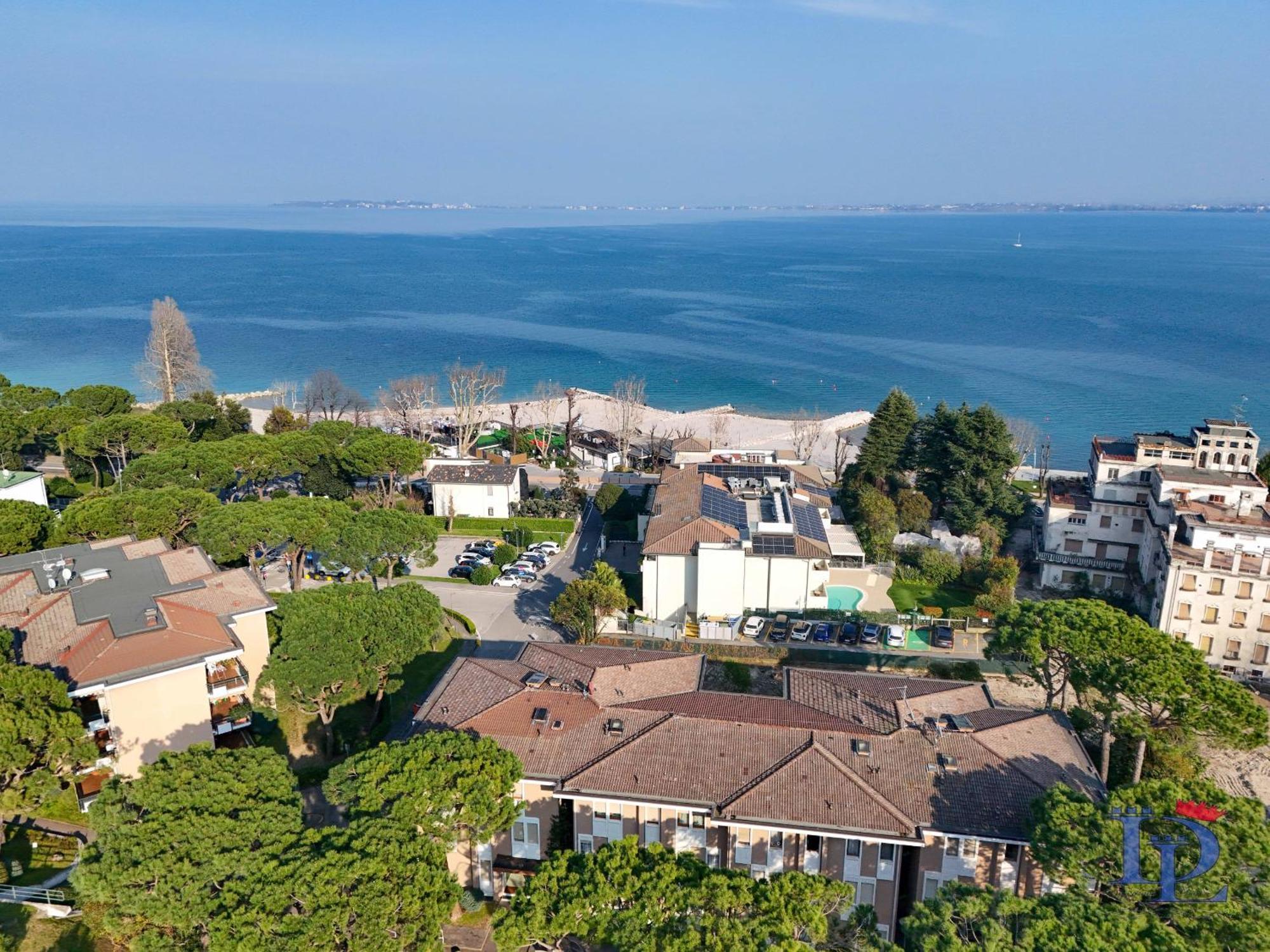 Desenzanoloft Official Partner Marriott Homes & Villas - Imperium デセンツァーノ・デル・ガルダ エクステリア 写真